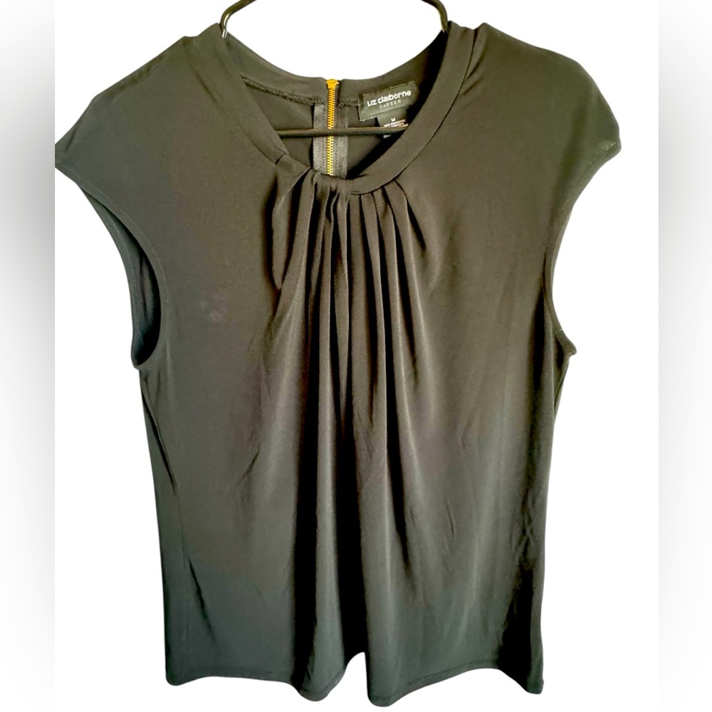 Liz Claiborne Black Sleeveless Pleated Blouse